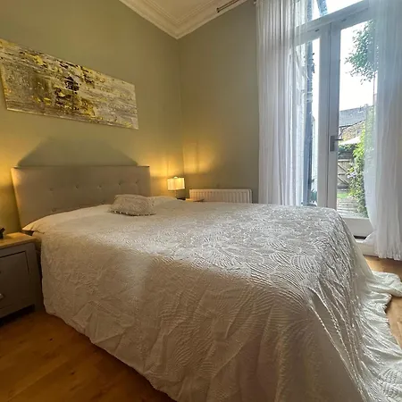 Joli Apartment Clichy Exterior photo